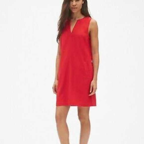 GAP Womens size Medium Sleeveless Split Neck Red short Shift dress NWT - Picture 1 of 3